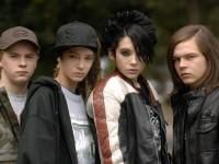 si ce mai faceti voi p-aici ?? iti place semnu ala  si mie dar nu-l folosesc poze k tokio hotel:p