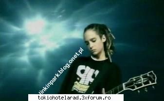 care melodia voastra ptrferata t.h.???de ce??? toate sunt putea alege una toate