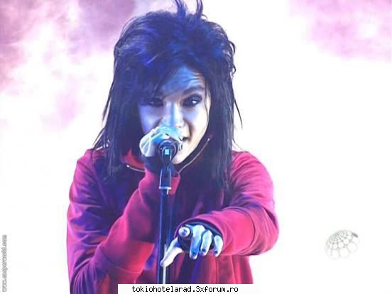 Bill fumeaza!!!~*~*~*~*~*~ - thx dora a lot;) - Bill