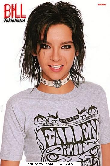 Bill fumeaza!!!~*~*~*~*~*~ - il bat ca mi-a furat pantalonii.Am avut si eu - Bill