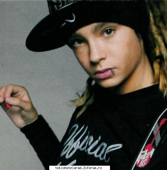 Biografia! - yo nu's fecioara :((( - Tom