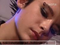 Poze k Tokio Hotel:P - zikeam asha k nu vezi uh - Tokio Hotel