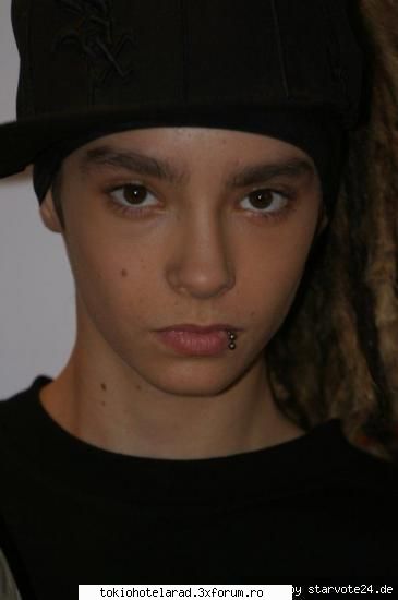 The Kaulitz Twins:P - dapz ......... da vino pe kaulitz_alina k nu pot - Tokio Hotel