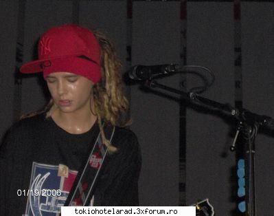 melodie noua - dora_kaulitza - Tokio Hotel